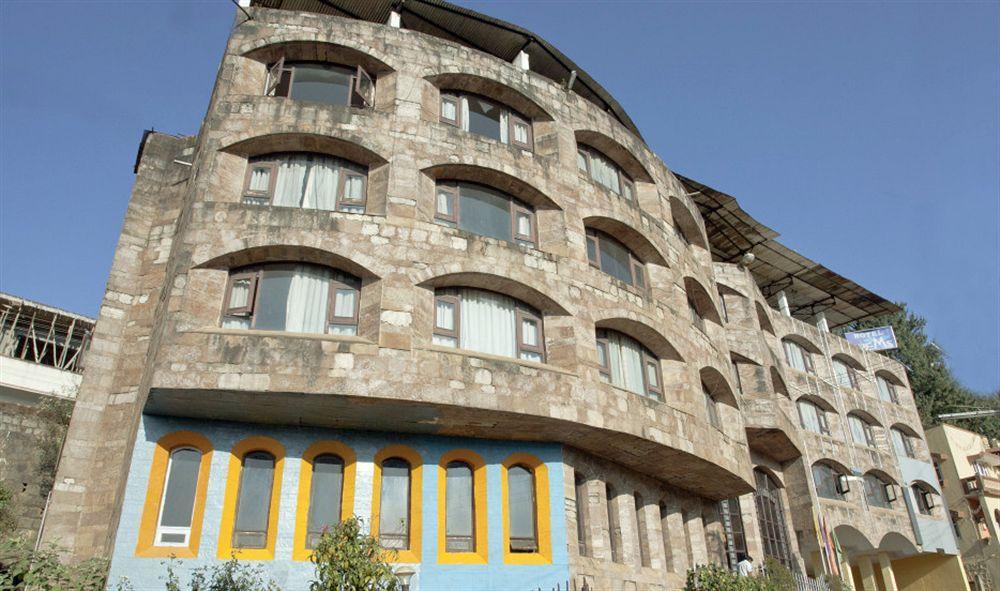 Fabhotel Khems Shoram Palace Road Ooty Exterior foto