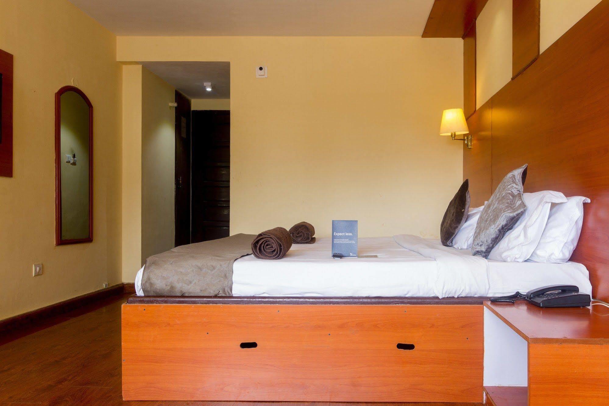 Fabhotel Khems Shoram Palace Road Ooty Exterior foto